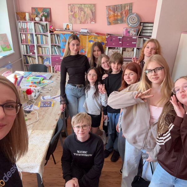 21.04.2026_Radoši-informatīva darbnīca jauniešiem "Es mākslā un ES"